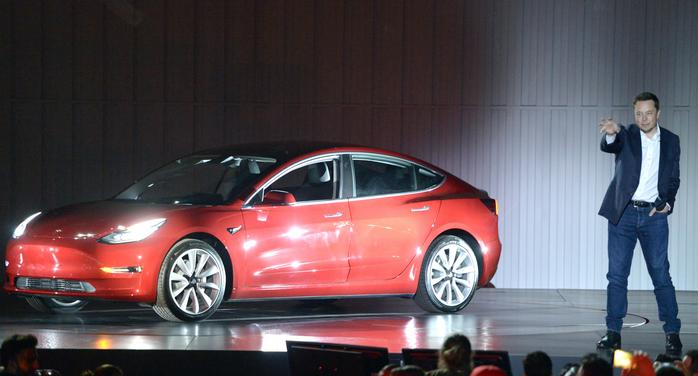 Elon Musk Tesla İçin ABDyi Mahkemeye Verecek